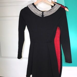Pearl Collar Black Long Sleeve Dress
